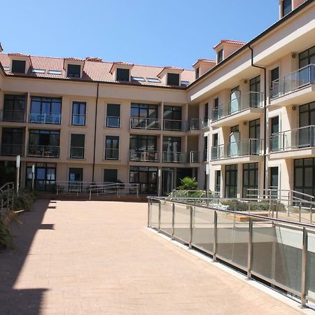 Grupoele3 Edificio Camposino Apartment Finisterre Luaran gambar